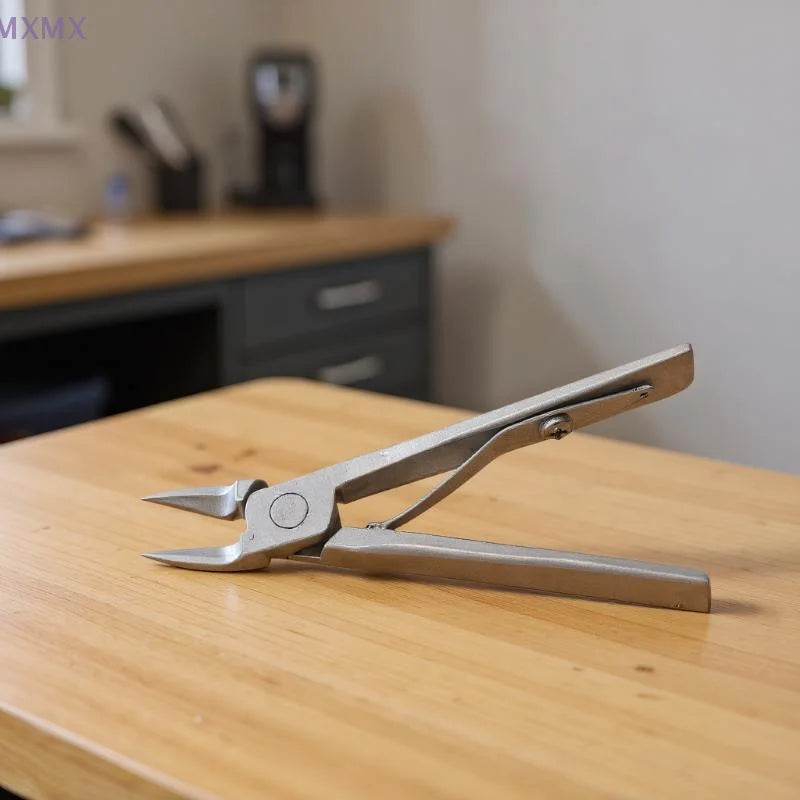 Thick Nail Professional Nail Clipper With Stainless Steel Body For Nail Care And Removing Ingrown Nails